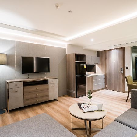 Citrus Suites Sukhumvit 6 By Compass Hospitality Bangkok Exterior foto