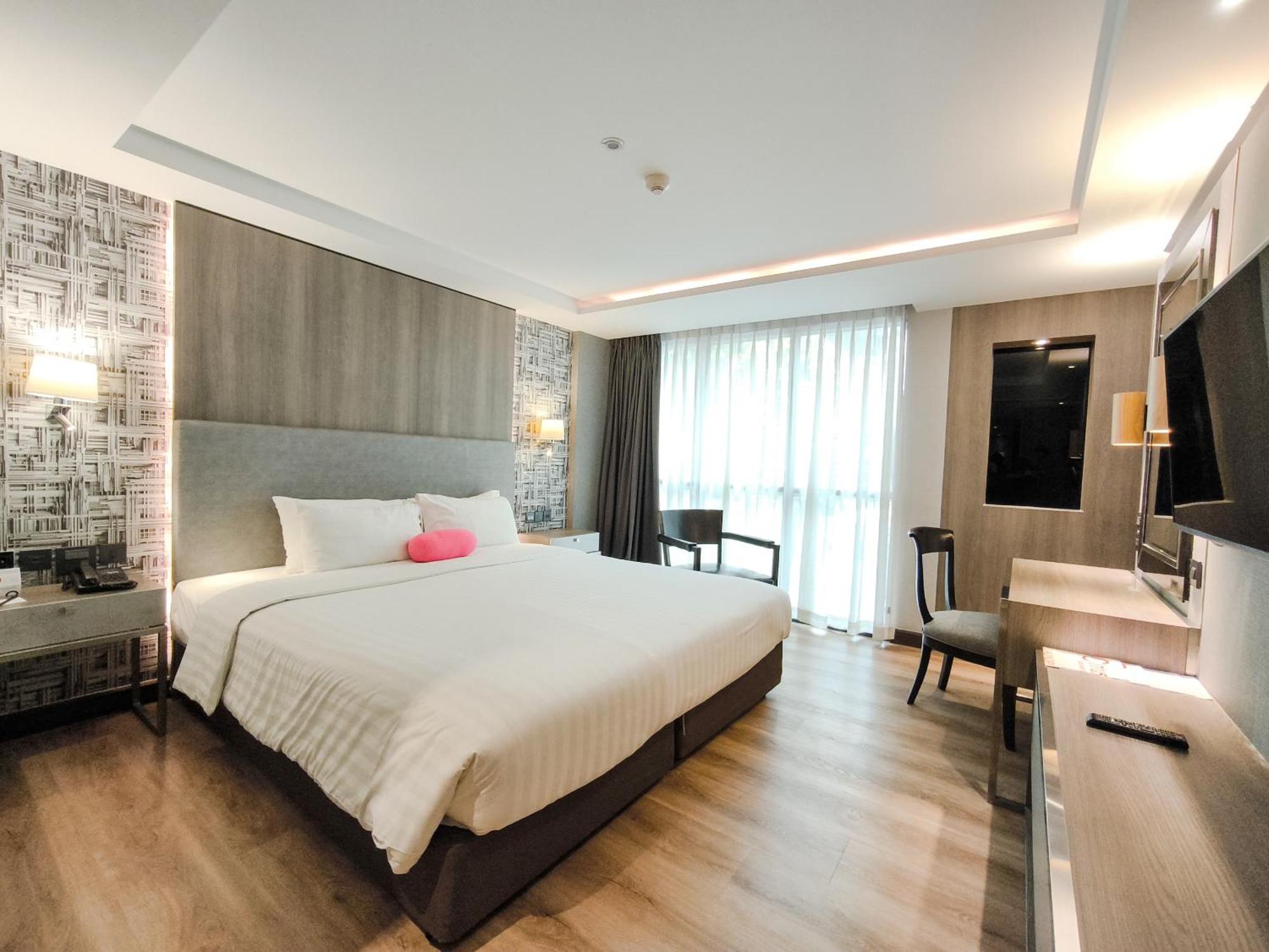 Citrus Suites Sukhumvit 6 By Compass Hospitality Bangkok Exterior foto
